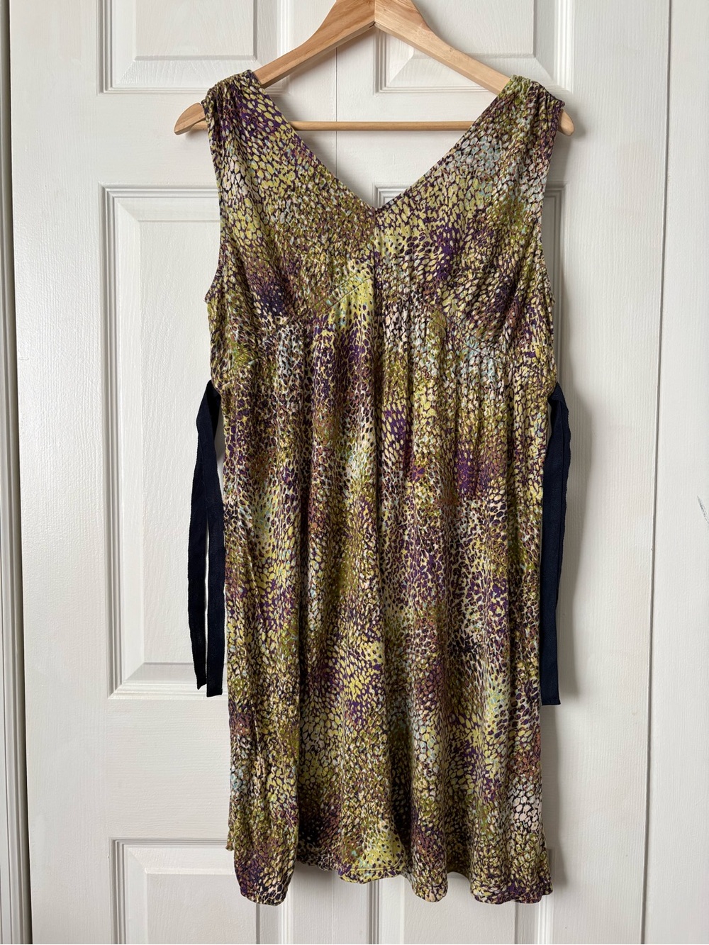 French Connection Olive & Purple Printed V-Neck Mini Dress